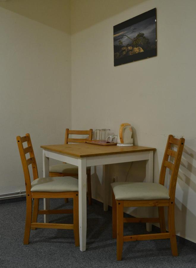 Hotel Decin Na Skrivance Kültér fotó