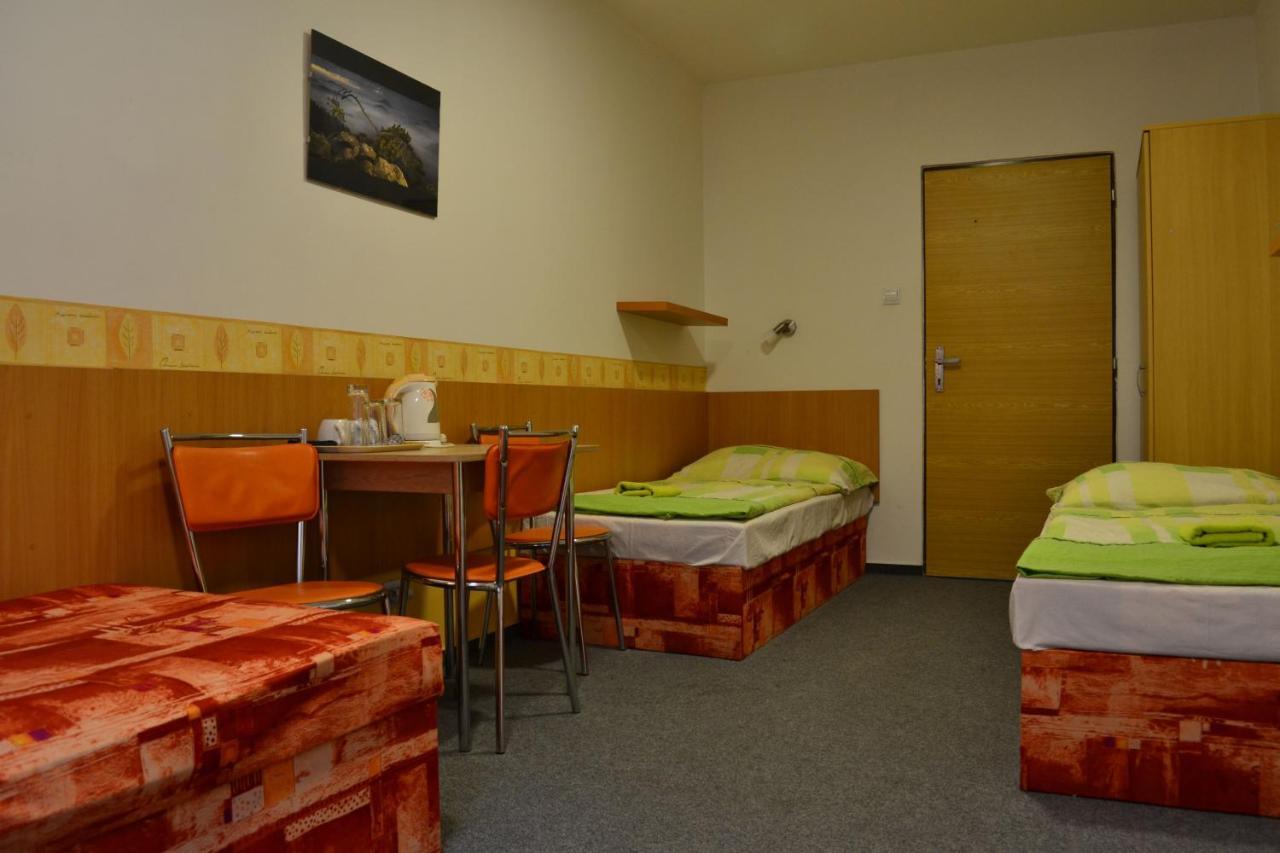 Hostel Decin Na Skrivance Kültér fotó