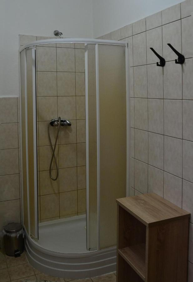 Hotel Decin Na Skrivance Kültér fotó