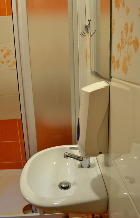 Hotel Decin Na Skrivance Kültér fotó