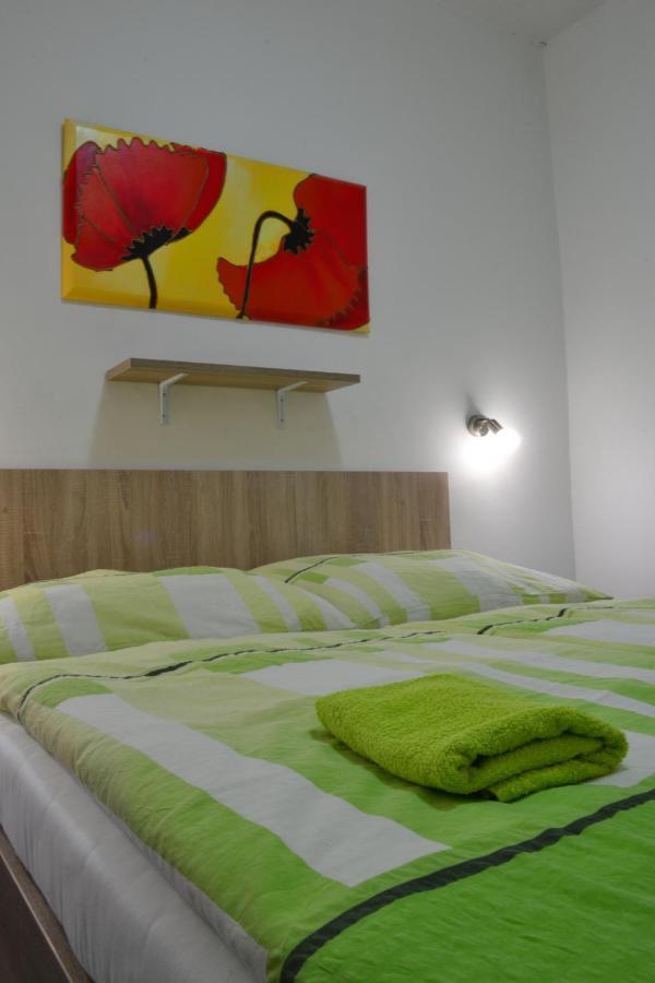 Hotel Decin Na Skrivance Kültér fotó