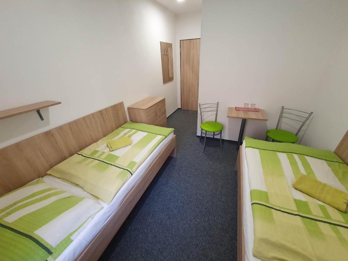 Hostel Decin Na Skrivance Kültér fotó